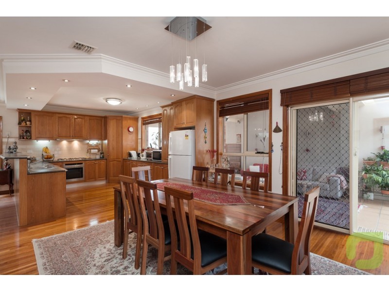 28 Aloha Street, South Kingsville VIC 3015
