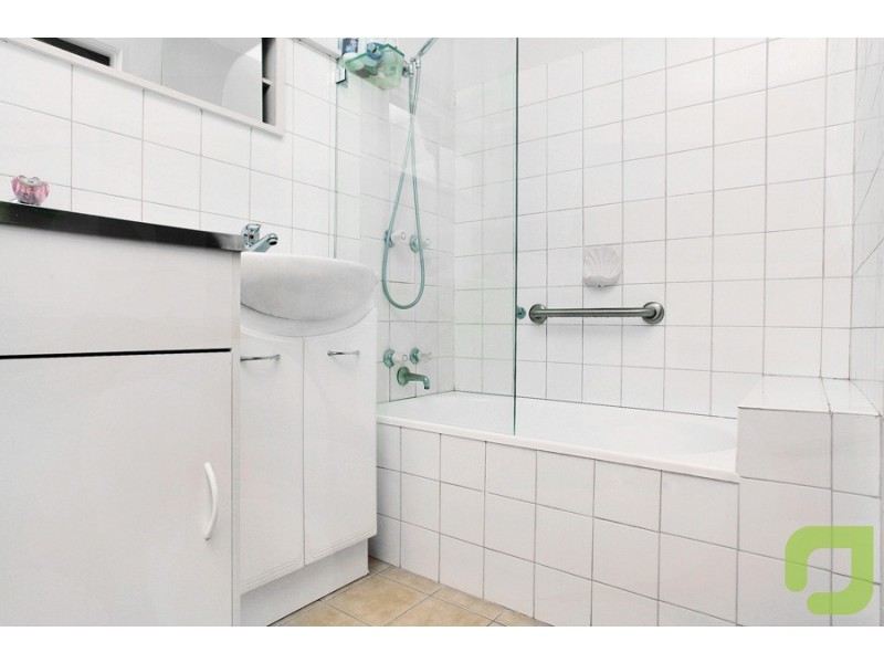 1/13 Dover Road, Williamstown VIC 3016