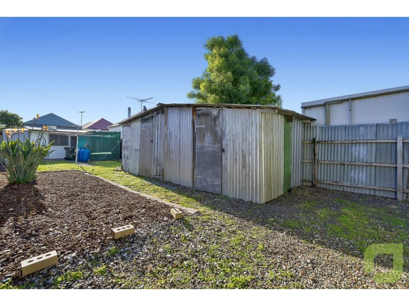 8 Elizabeth Street, Newport VIC 3015
