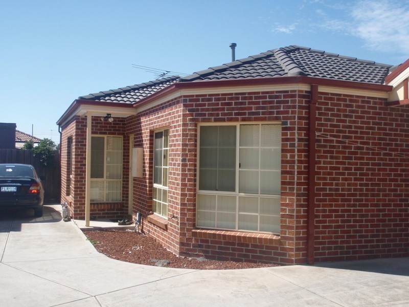 5/32 – 34  Adamson Street, Braybrook VIC 3019