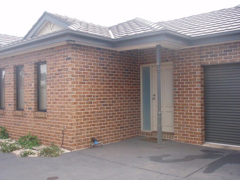 2/37 Davis Street, Altona VIC 3018