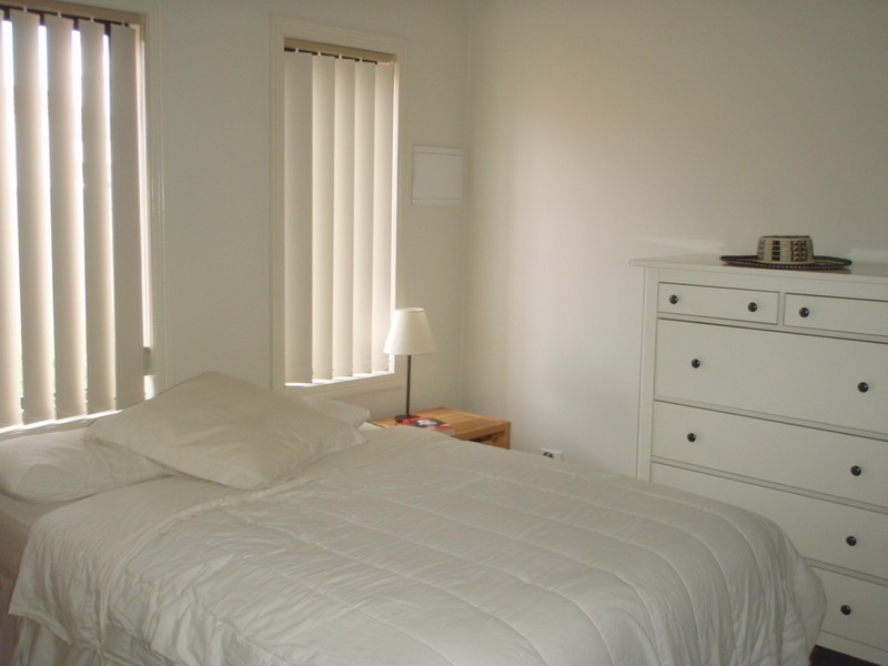 2/37 Davis Street, Altona VIC 3018