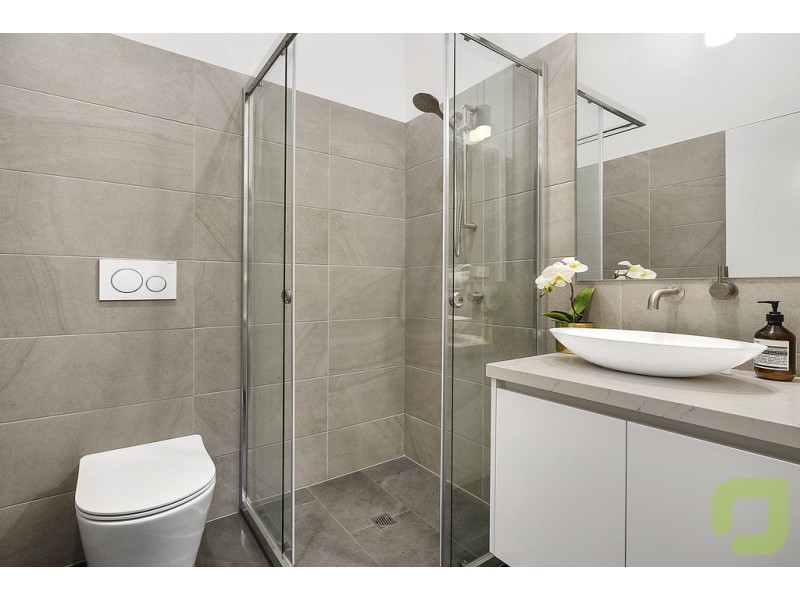 21 Alexander Street, Seddon VIC 3011