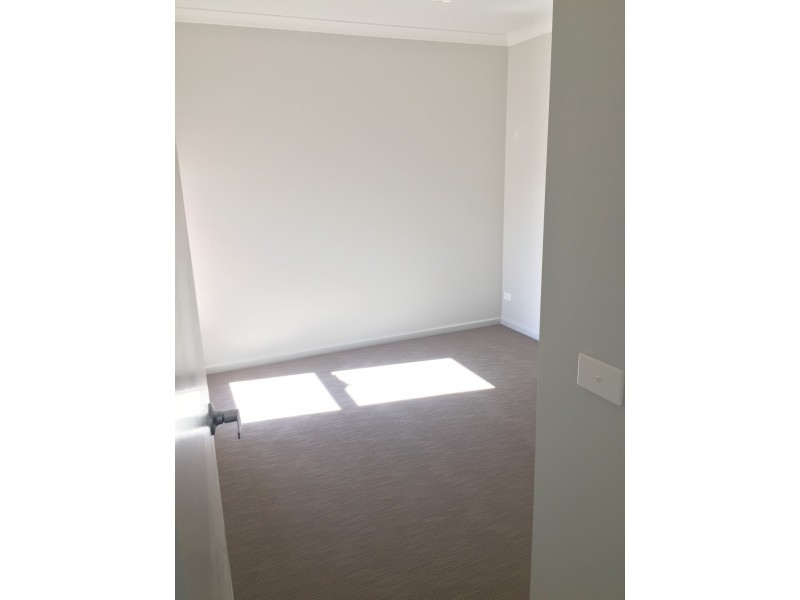 9 Wongabeena Grove, Werribee VIC 3030