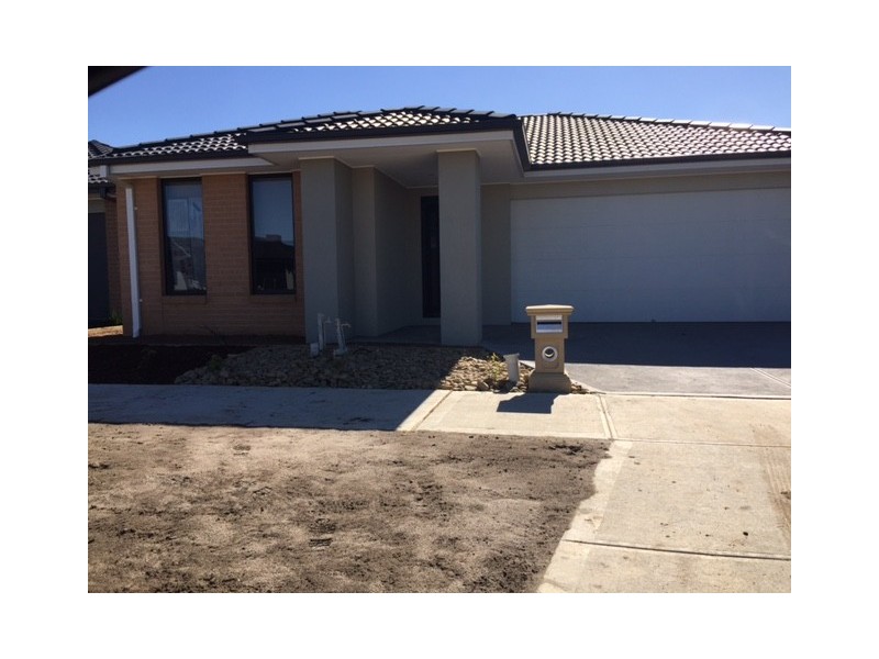 9 Wongabeena Grove, Werribee VIC 3030