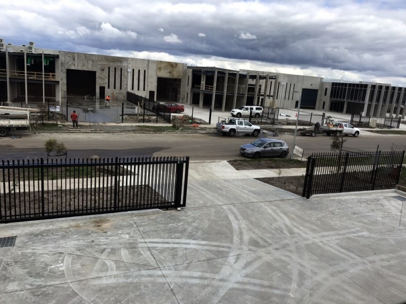 1/71 Ricky Way, Epping VIC 3076