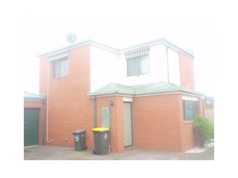 2/5 Watt Street, Spotswood VIC 3015