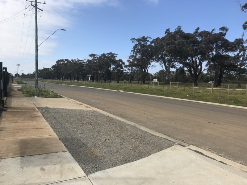 2/36 Concorde Crescent, Werribee VIC 3030