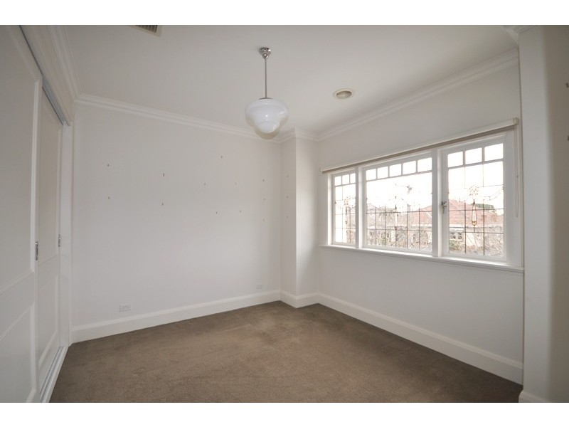 23a Oakdene Crescent, Carnegie VIC 3163