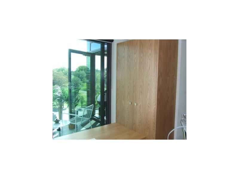 706/2-14 Albert Road, South Melbourne VIC 3205