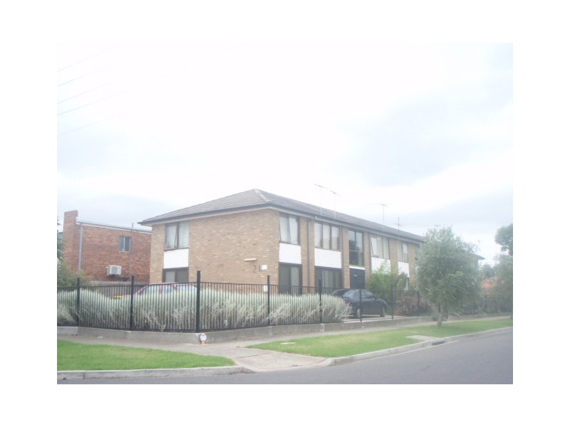 1/21 Bishop Street, Kingsville VIC 3012