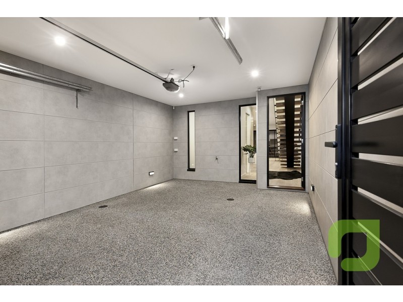 5B Emma Street, Seddon VIC 3011