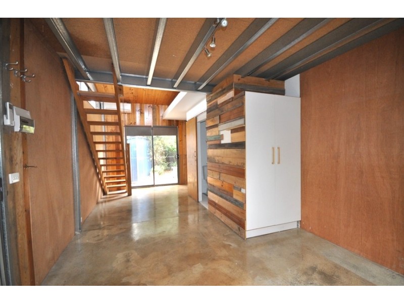 20 Beena Avenue, Carnegie VIC 3163