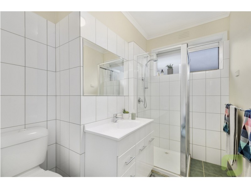 1/1 New Street, South Kingsville VIC 3015