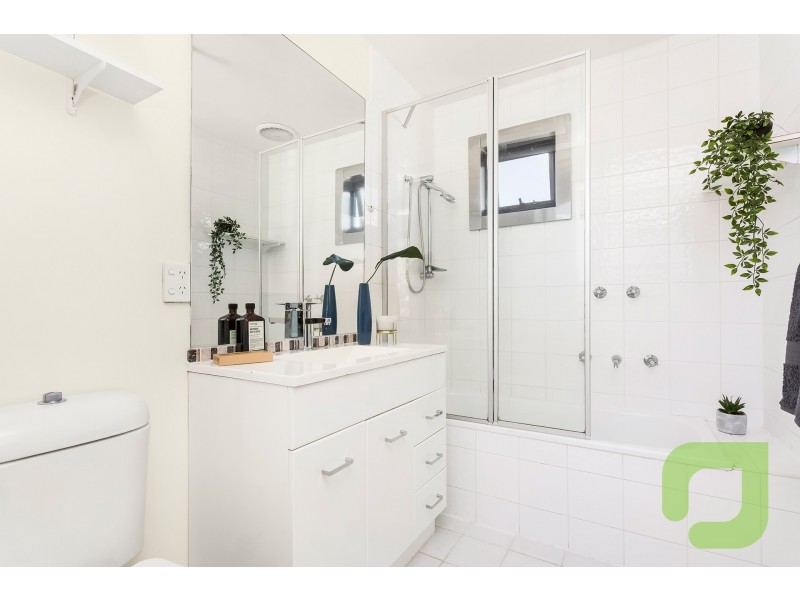 30 Derwent Street, Newport VIC 3015