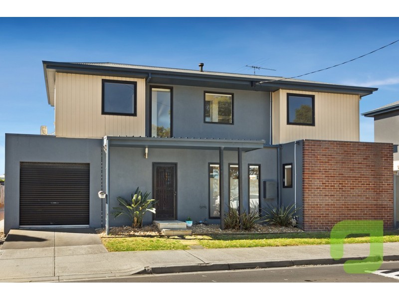 30 Derwent Street, Newport VIC 3015