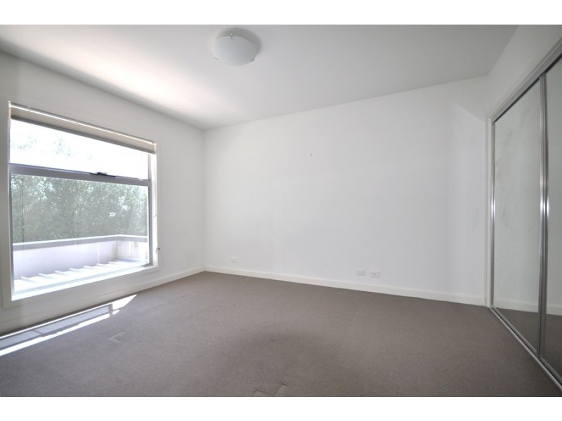 9/35 Rosstown Road, Carnegie VIC 3163