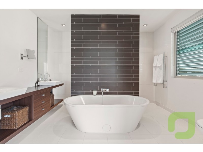 241 Melbourne Road, Newport VIC 3015