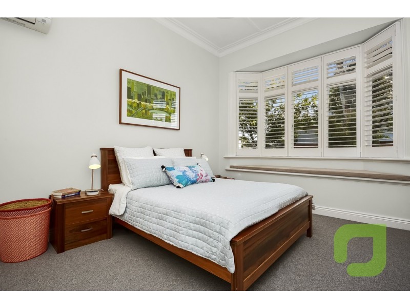 12 Melbourne Road, Williamstown VIC 3016