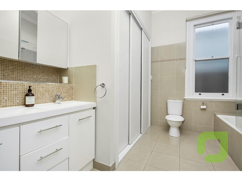 12 Melbourne Road, Williamstown VIC 3016
