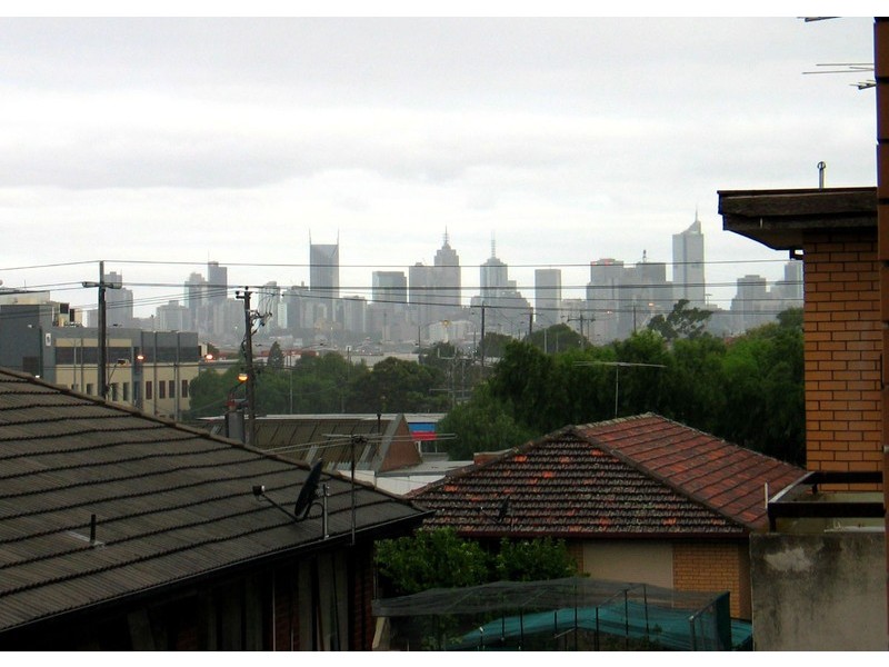 13/99 Cowper Street, Footscray VIC 3011