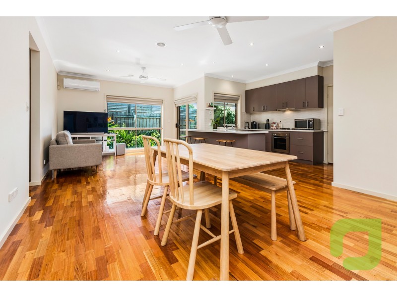 2/324 Blackshaws Road, Altona North VIC 3025