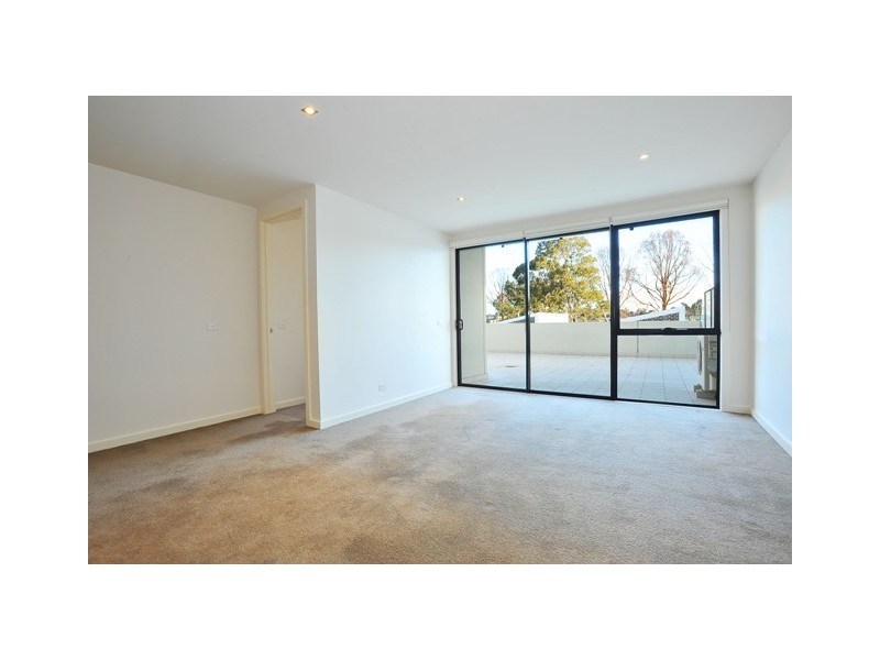 17/8 Crefden Street, Maidstone VIC 3012