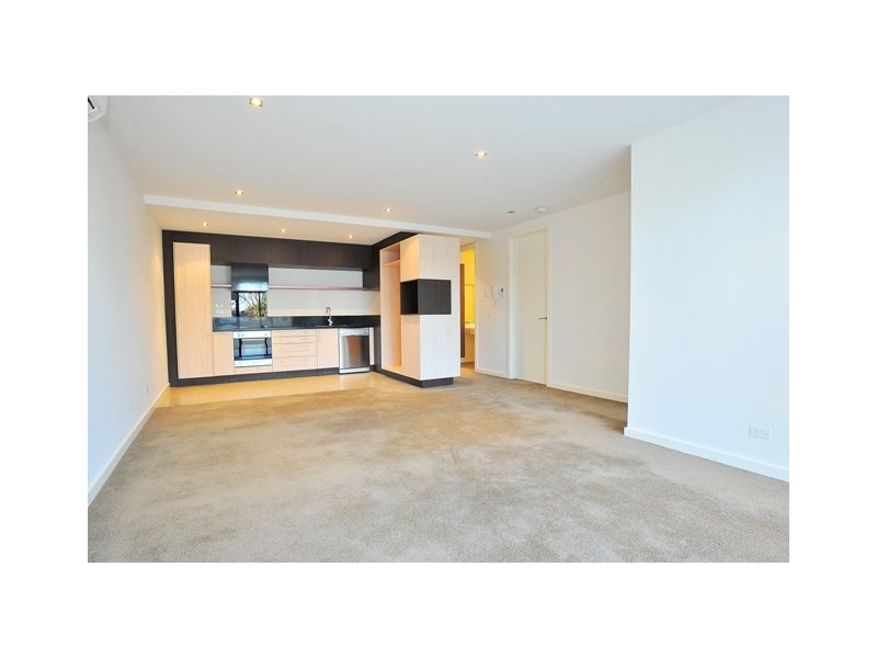 17/8 Crefden Street, Maidstone VIC 3012