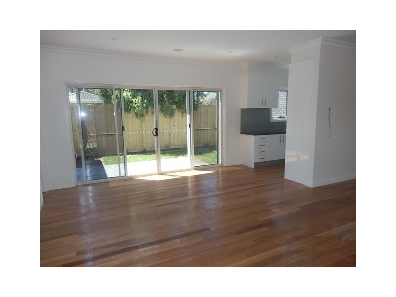 3/7 Dubbo Street, Albion VIC 3020