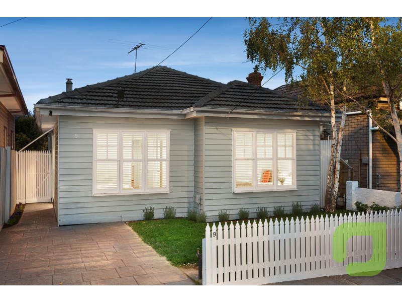 9 Empress Avenue, Kingsville VIC 3012