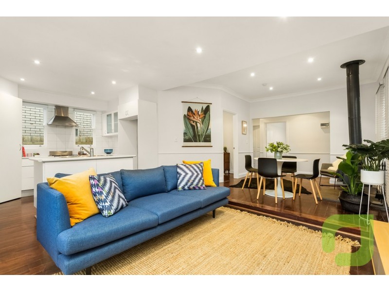 9 Empress Avenue, Kingsville VIC 3012