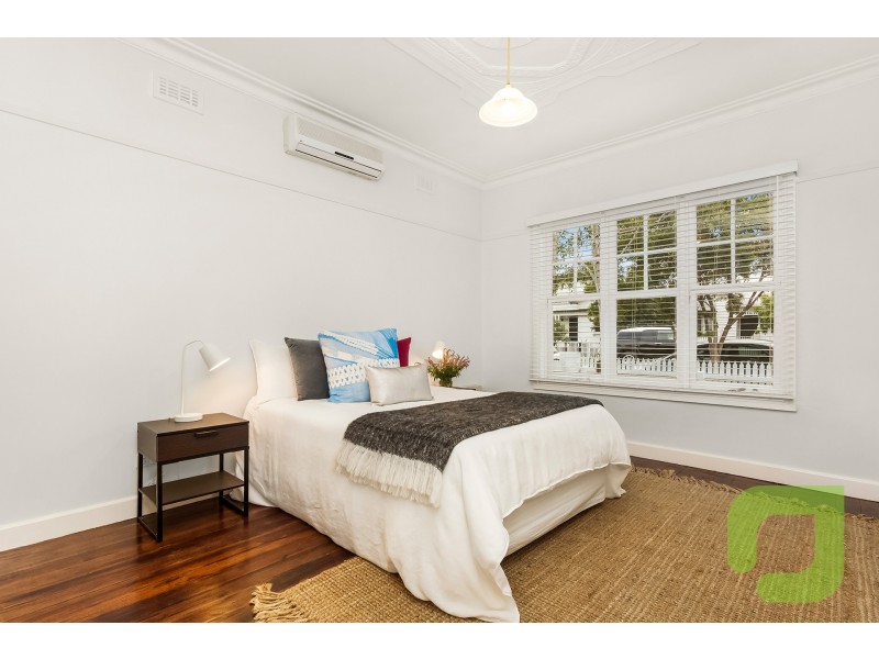 9 Empress Avenue, Kingsville VIC 3012