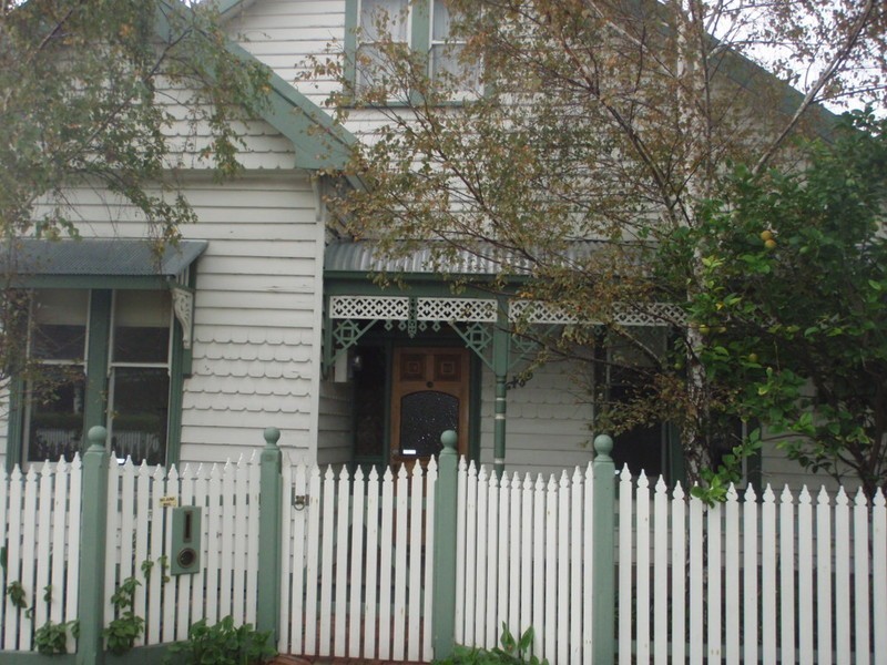 16 Tait Street, Newport VIC 3015