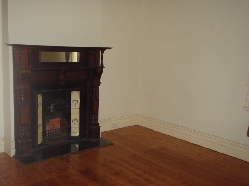 16 Tait Street, Newport VIC 3015