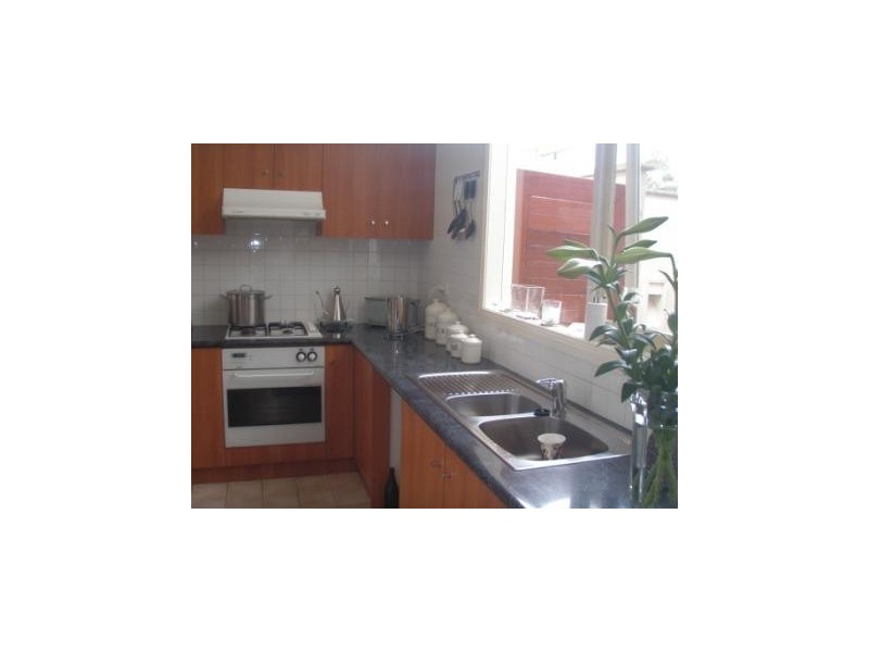 2/ 53A  Tuppin Street, Yarraville VIC 3013