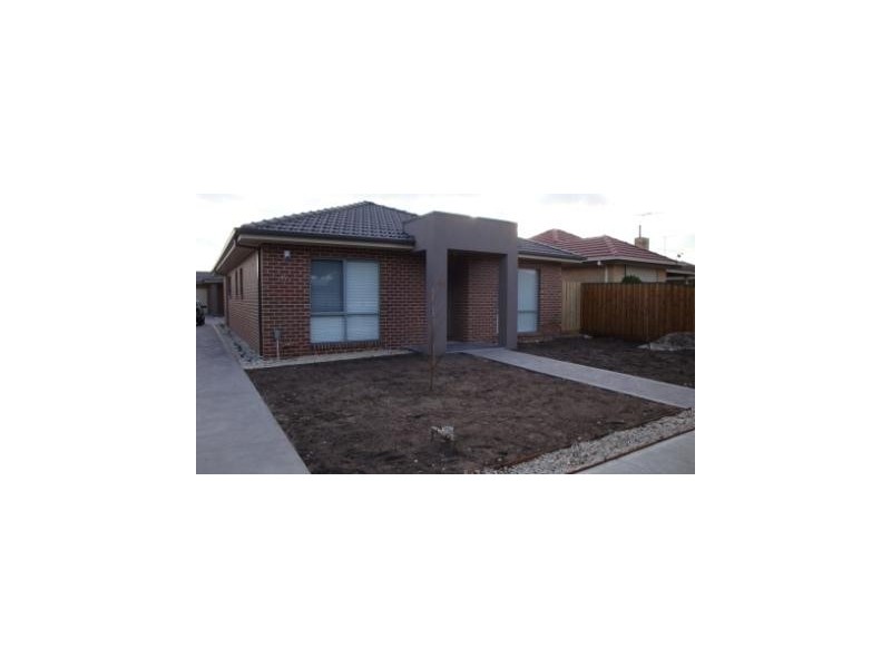 17A Misten Avenue, Altona North VIC 3025