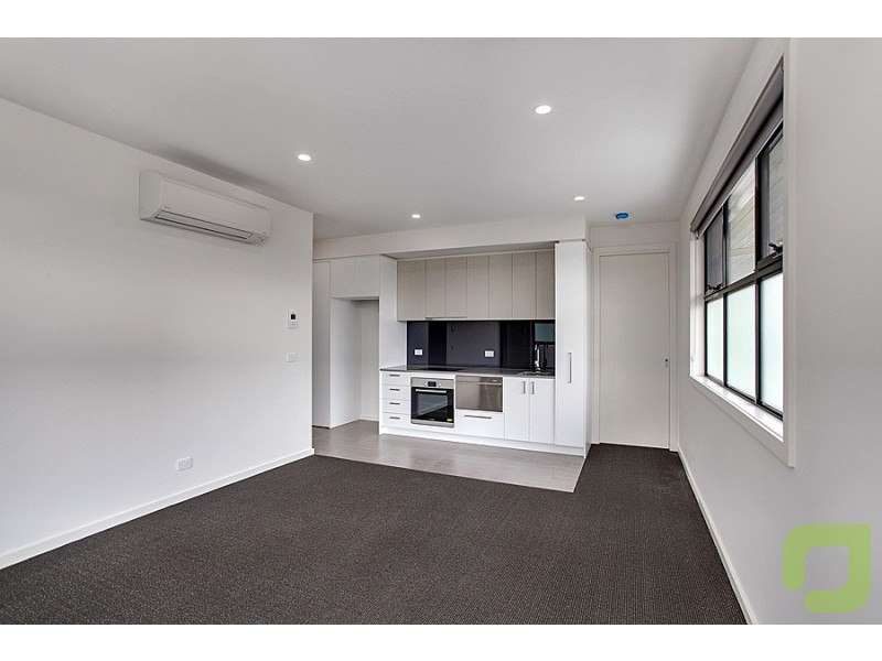 15 Mavis/Arthur Street, Footscray VIC 3011