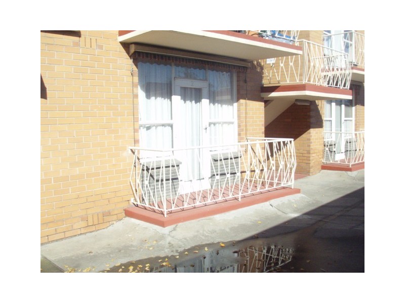 2/99 Verdon Street, Williamstown VIC 3016