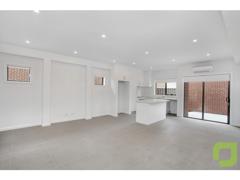 1/28 Thomas Street, Laverton VIC 3028