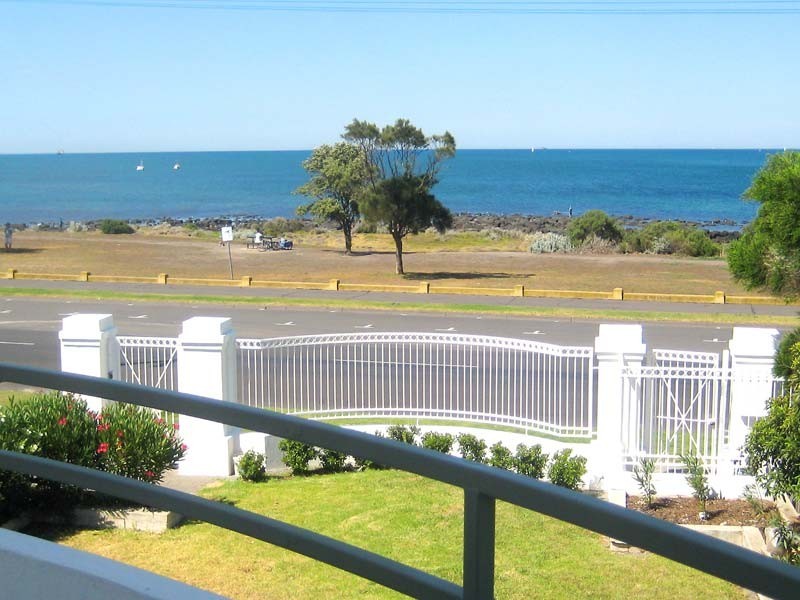 10 Esplanade, Williamstown VIC 3016