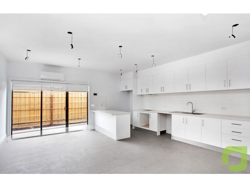 3/28 Thomas Street, Laverton VIC 3028