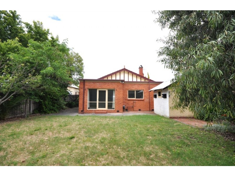 12 Beena Avenue, Carnegie VIC 3163
