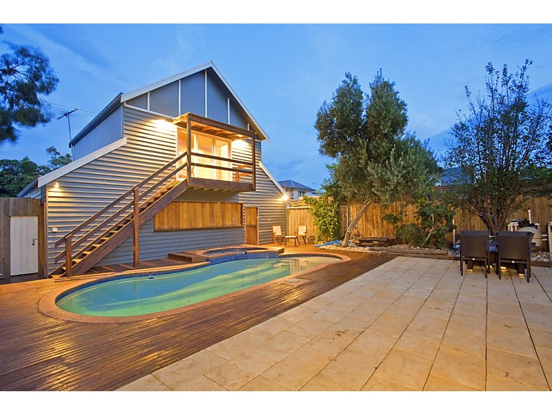 84 Oxford Street, Newport VIC 3015