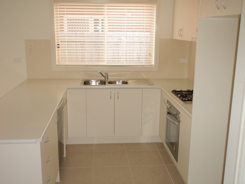 3/21  Basil Street, Newport VIC 3015