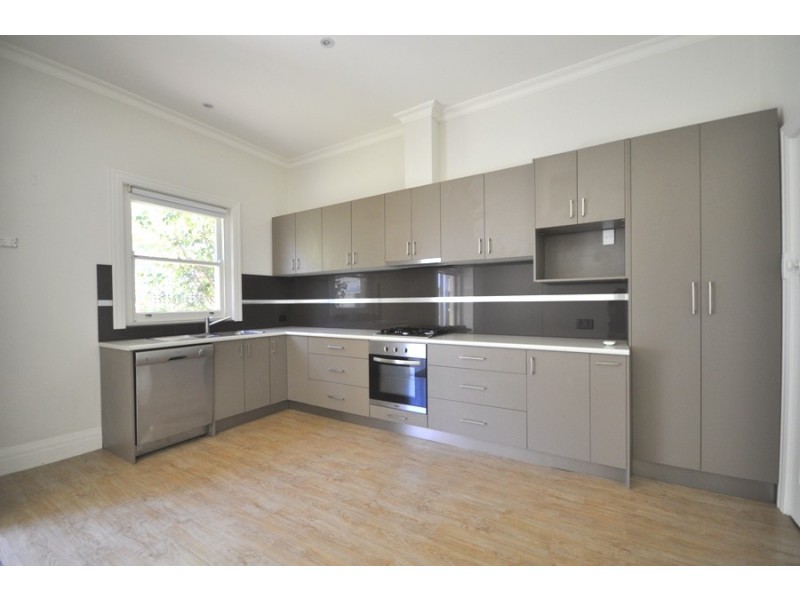 39 Jersey Parade, Carnegie VIC 3163