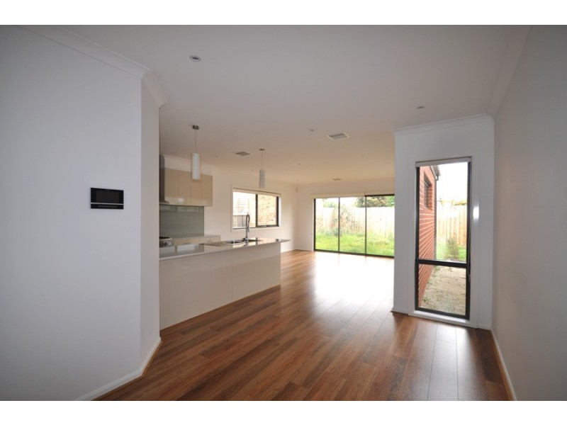 10B Ricourt Avenue, Murrumbeena VIC 3163