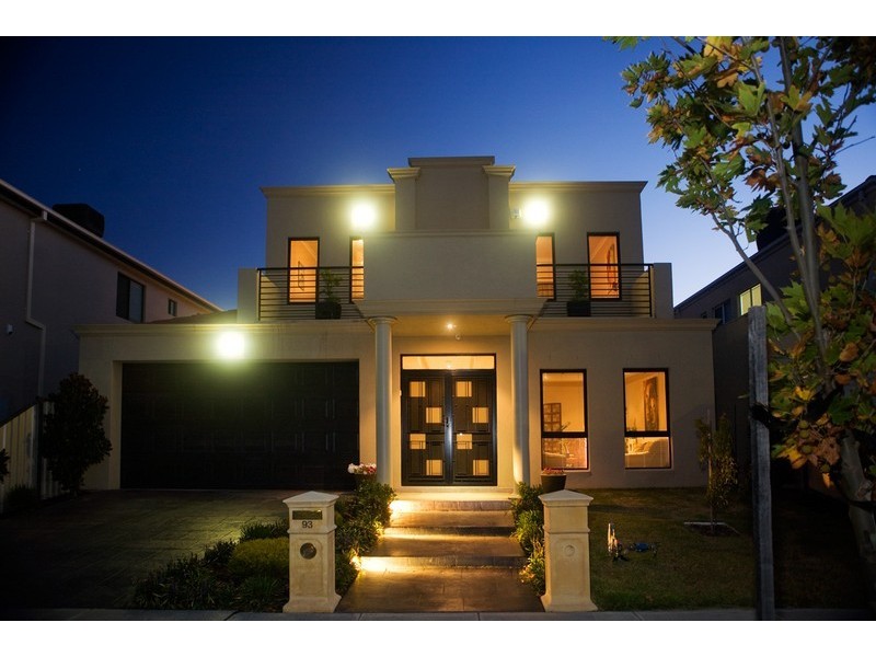 93 Hemsley Promenade, Point Cook VIC 3030