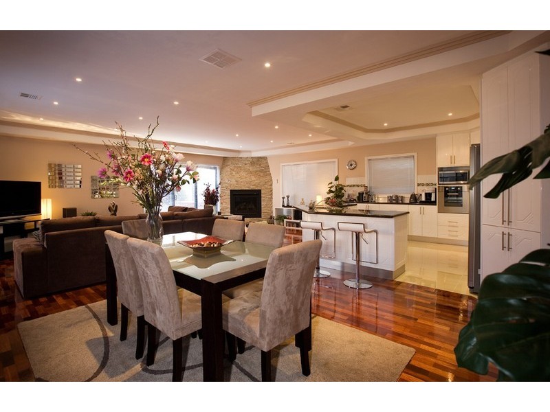 93 Hemsley Promenade, Point Cook VIC 3030