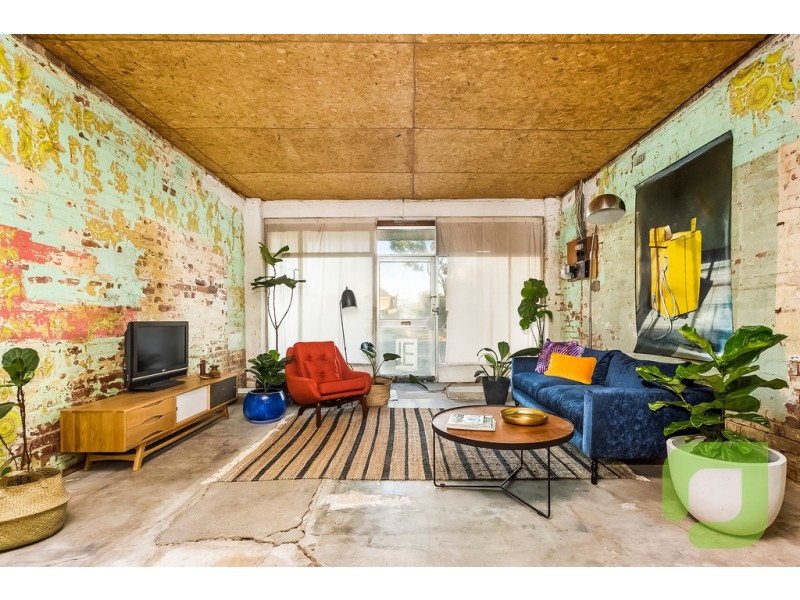 31 Rosamond Road, Maidstone VIC 3012