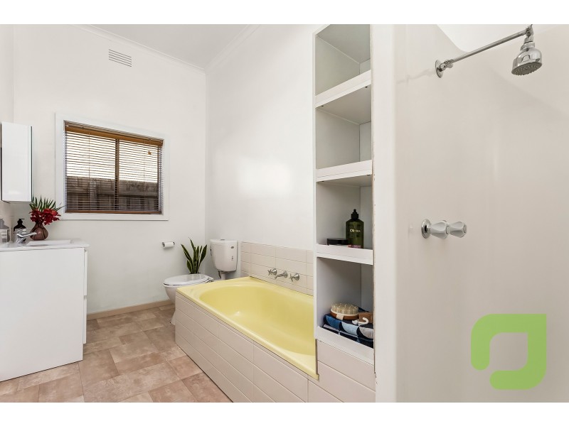 31 Rosamond Road, Maidstone VIC 3012